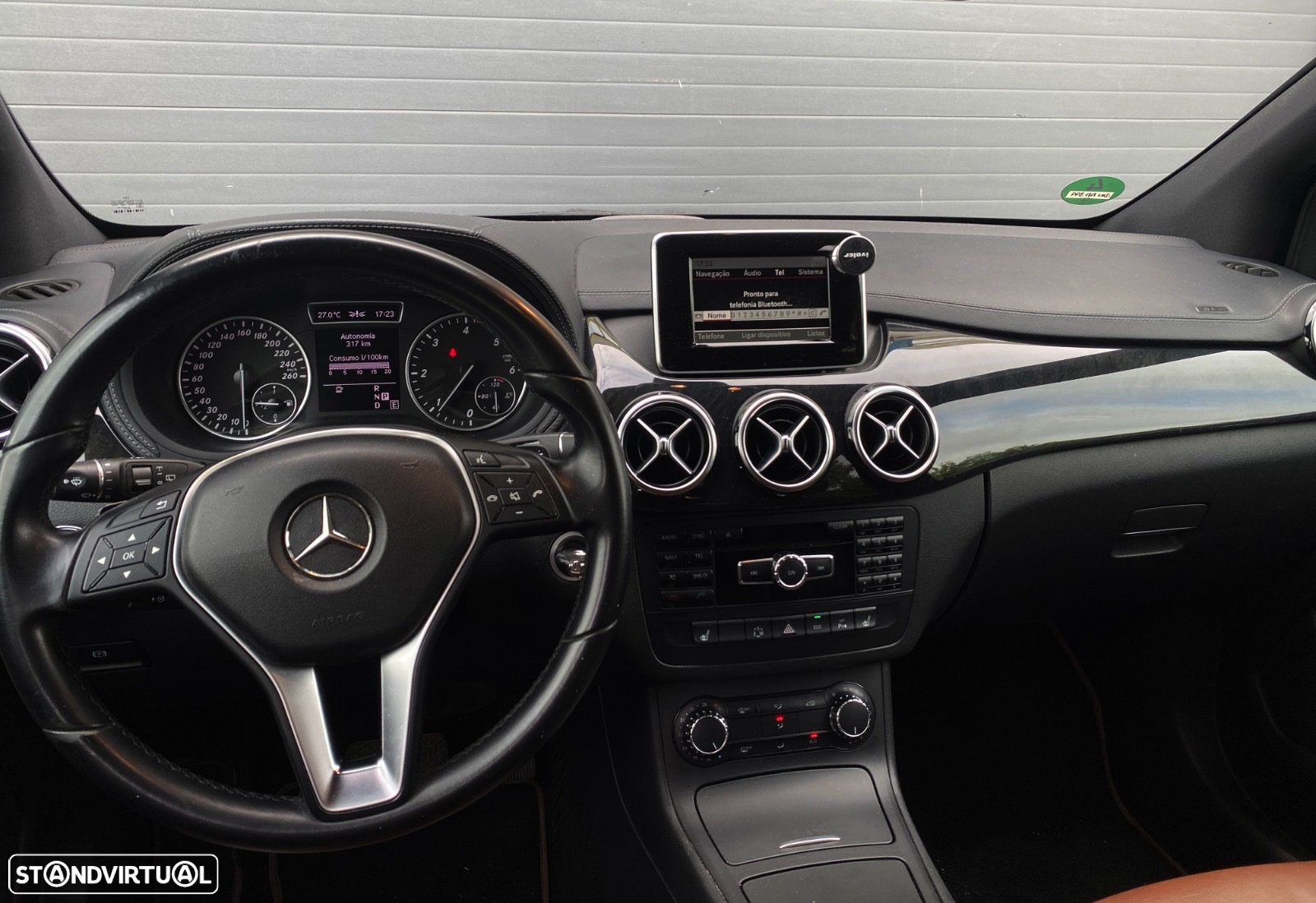 Mercedes-Benz B 200 d AMG Line - 9