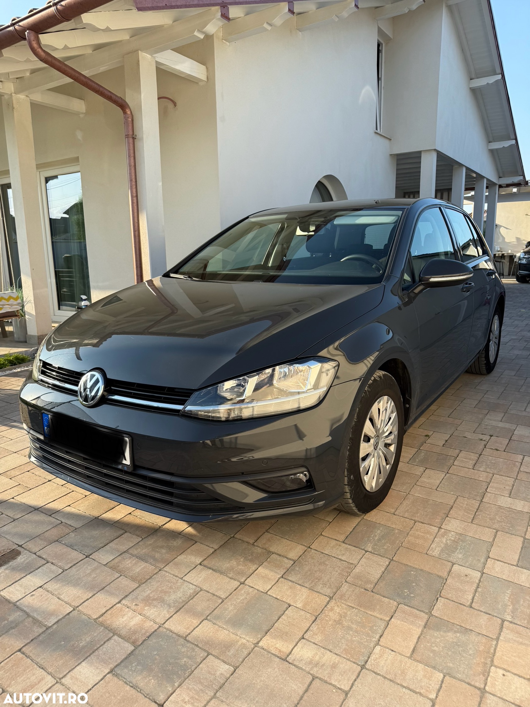 Volkswagen Golf 1.6 TDI Highline - 15