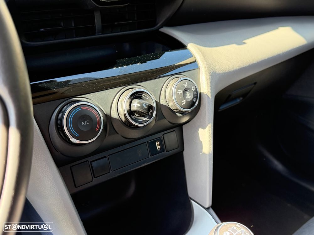 Toyota Yaris Cross 1.5 VVT-i Comfort Plus - 42