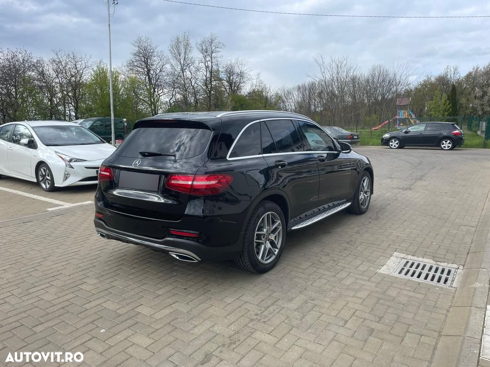 Mercedes-Benz GLC 220 d 4MATIC 9G-TRONIC AMG Line - 3