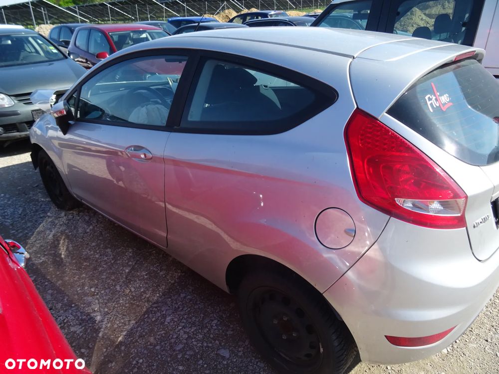 Ford Fiesta 2012 lakier(69) na części klapa drzwi zderzak błotnik - 2