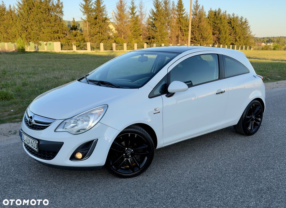 Opel Corsa 1.4 16V Color Edition - 1