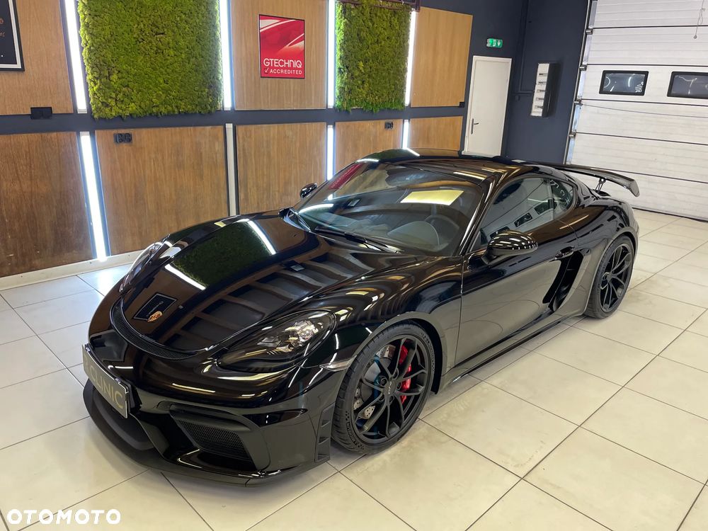 Porsche 718 Cayman - 2