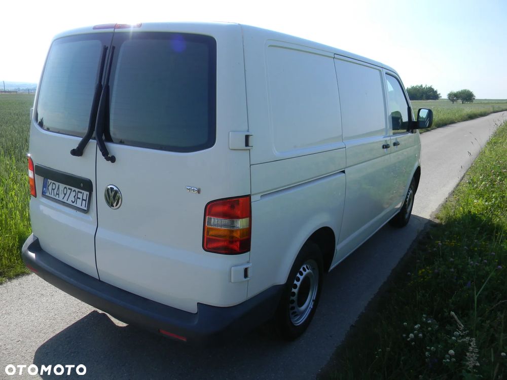 Volkswagen Transporter - 4