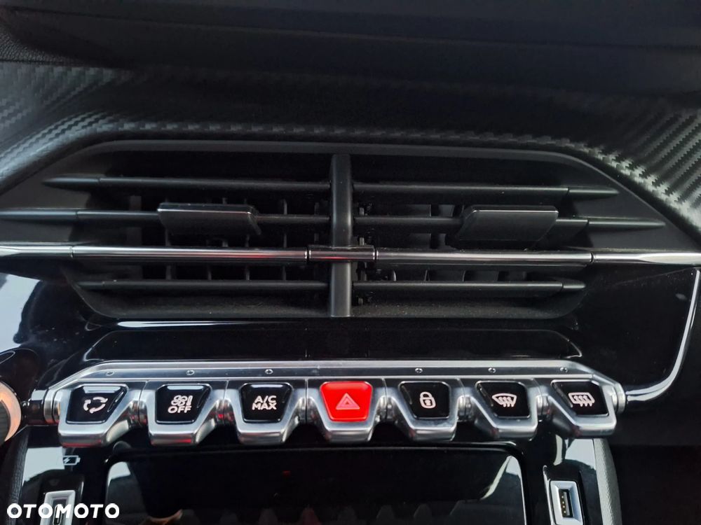 Peugeot 208 PureTech 100 Active Pack - 22