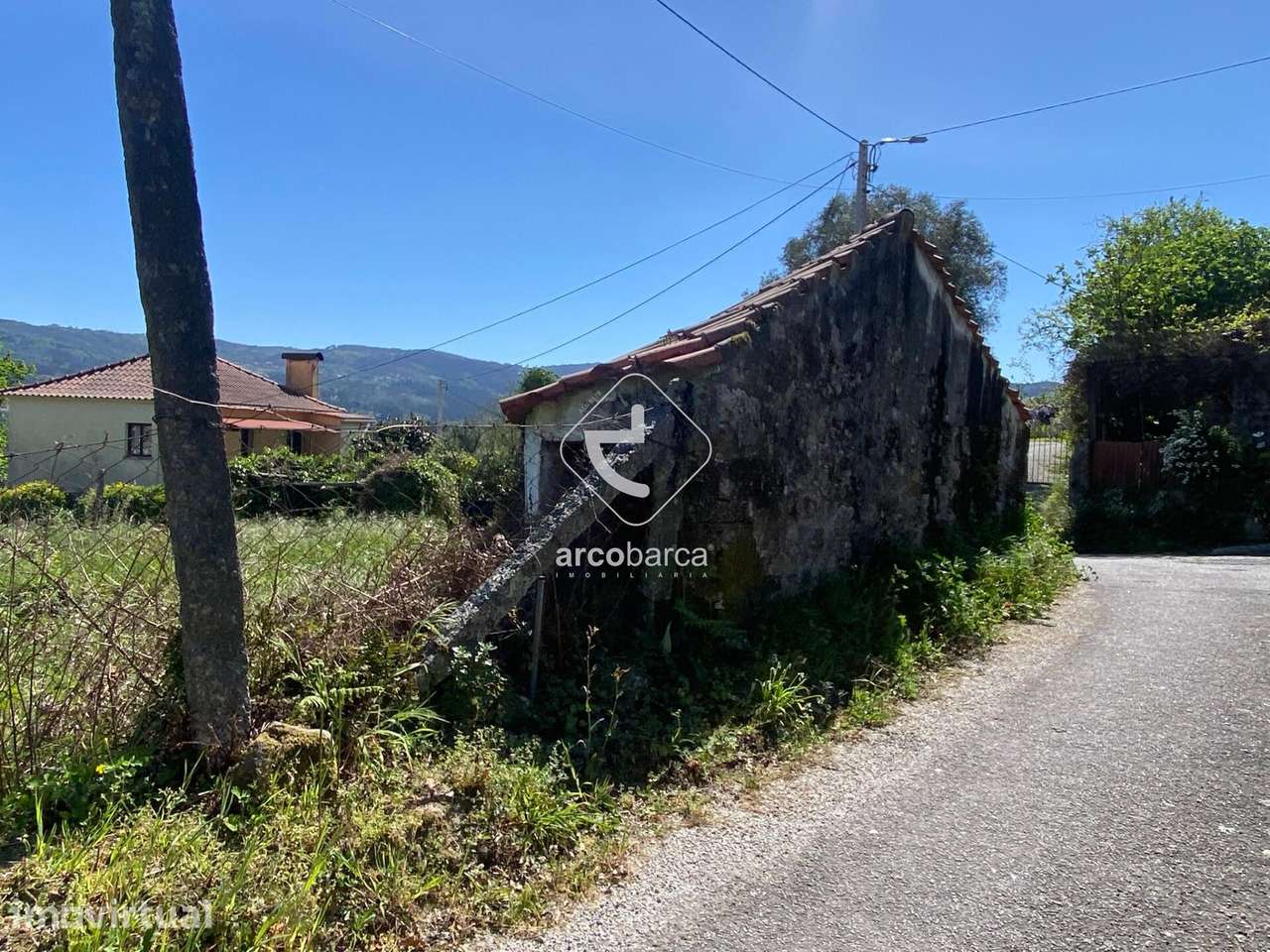 Casa em pedra para restaurar. Jolda, Arcos de Valdevez - Grande imagem: 5/8