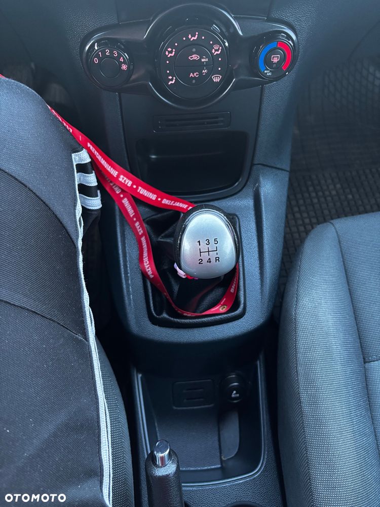 Ford Fiesta 1.25 Trend Edition - 26