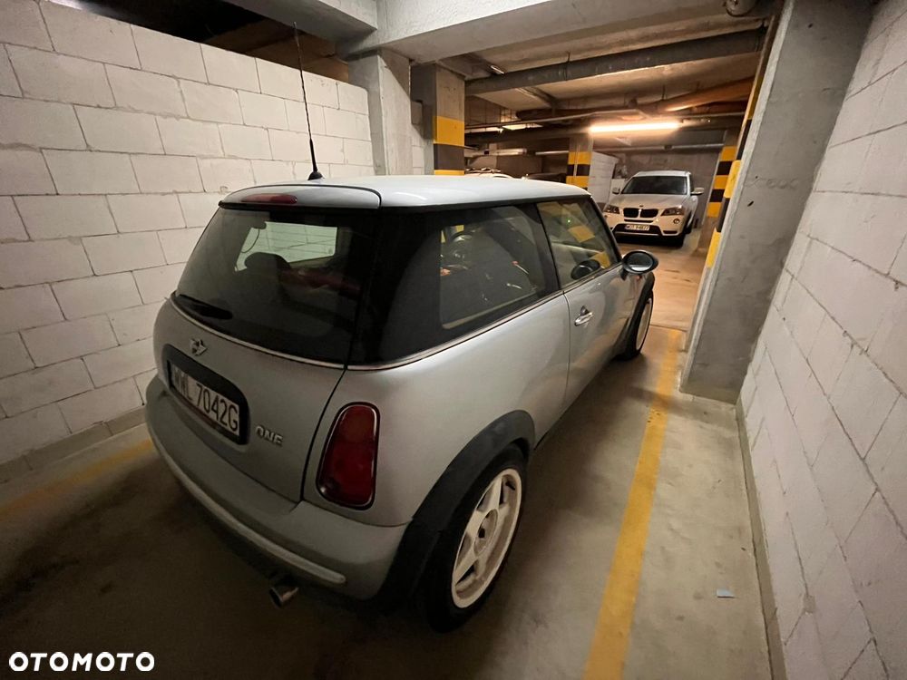 MINI ONE Standard - 15