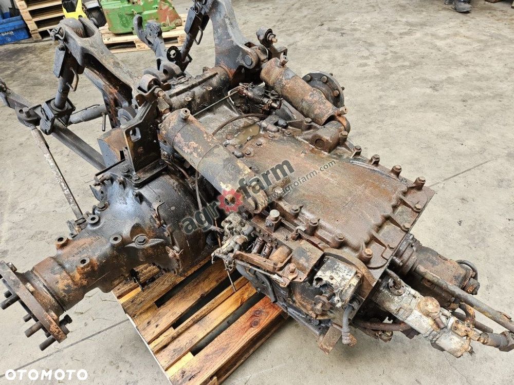 MOST TYLNY I SKRZYNIA BIEGÓW FENDT 716 - 3