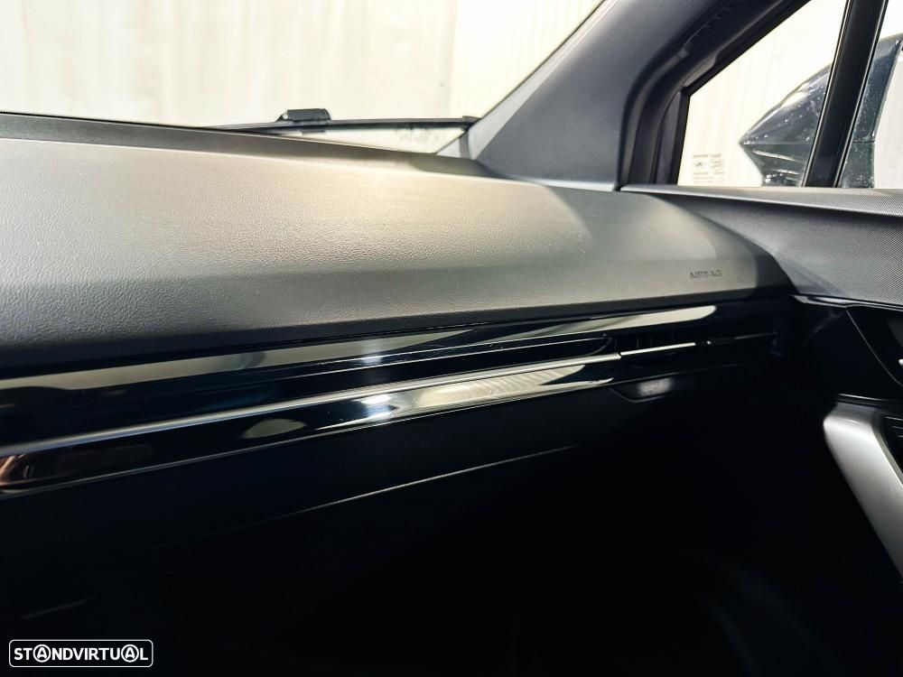 MG MG4 77 kWh Extended Range Luxury - 31