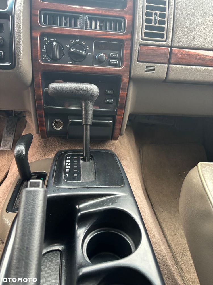 Jeep Grand Cherokee 5.2 Limited - 10