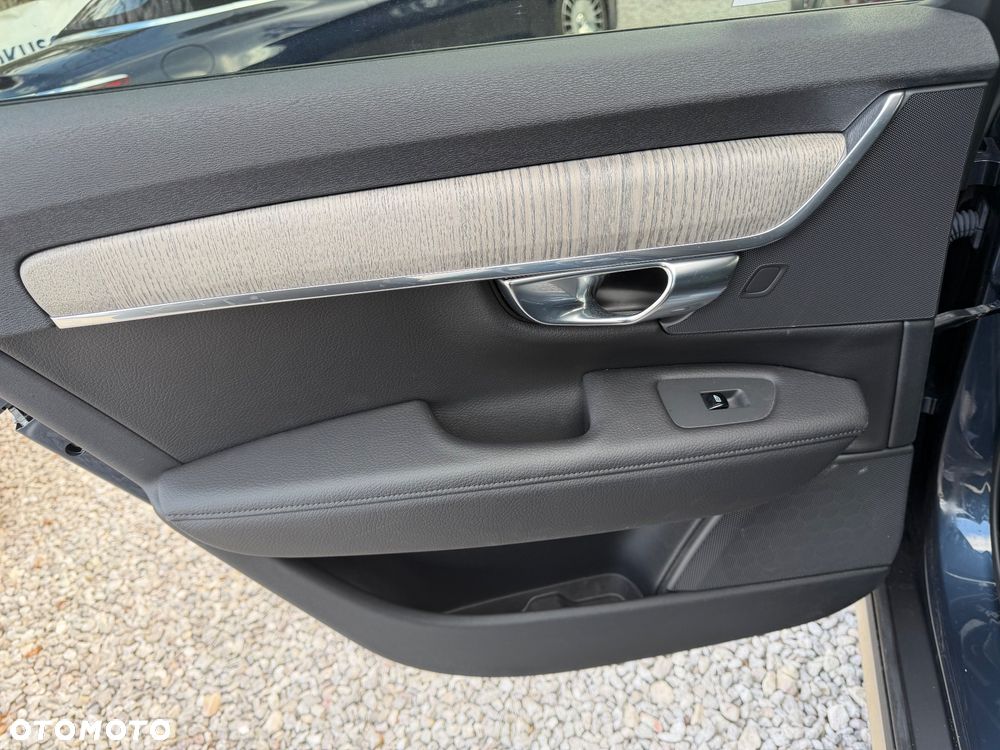 Volvo V90 Cross Country D5 AWD Pro - 35