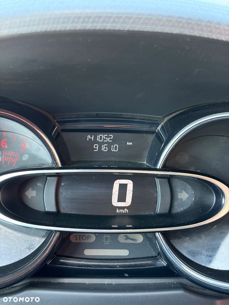 Renault Clio - 12