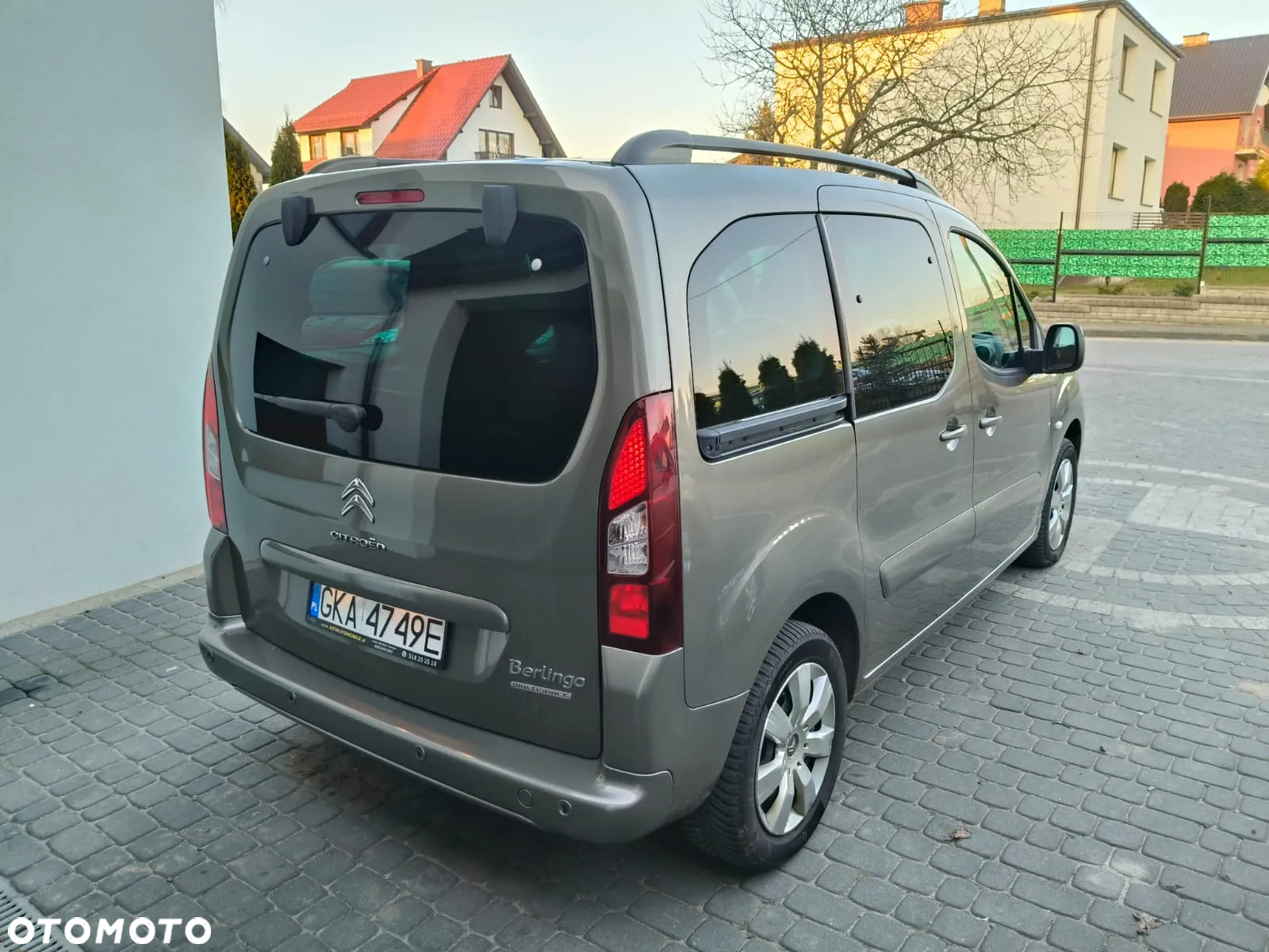 Citroën Berlingo Multispace BlueHDi 120 S&S SHINE - 4