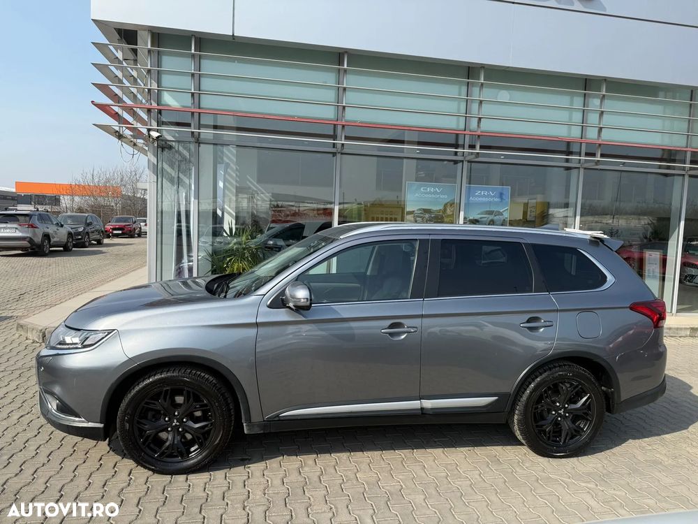 Mitsubishi Outlander 2.0L AS&G CVT Instyle - 5