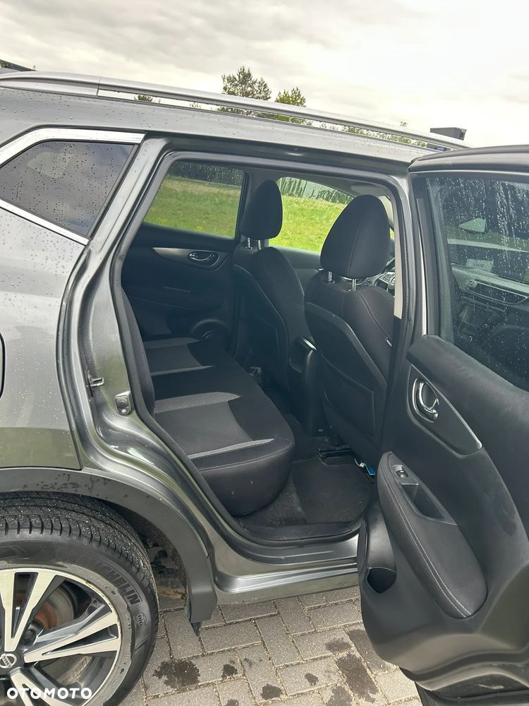 Nissan Qashqai 1.2 DIG-T N-Connecta EU6 - 10