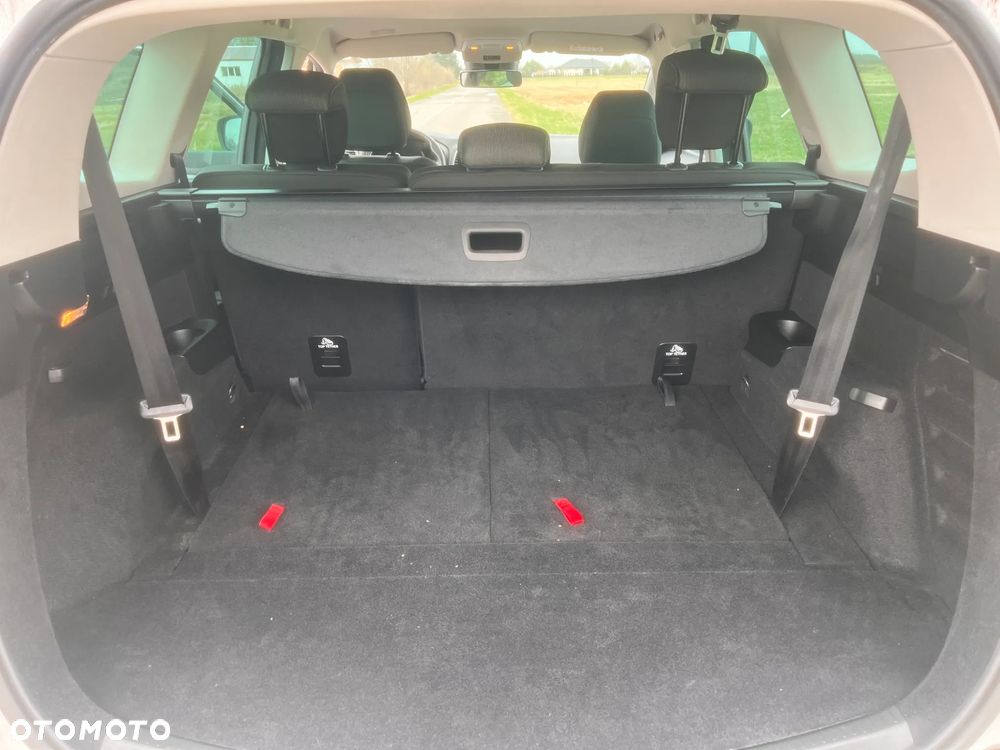 Renault Grand Scenic - 12