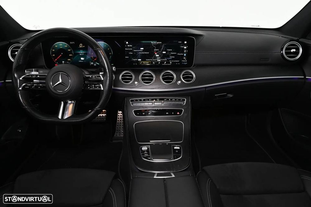 Mercedes-Benz E 300 de AMG Line - 4
