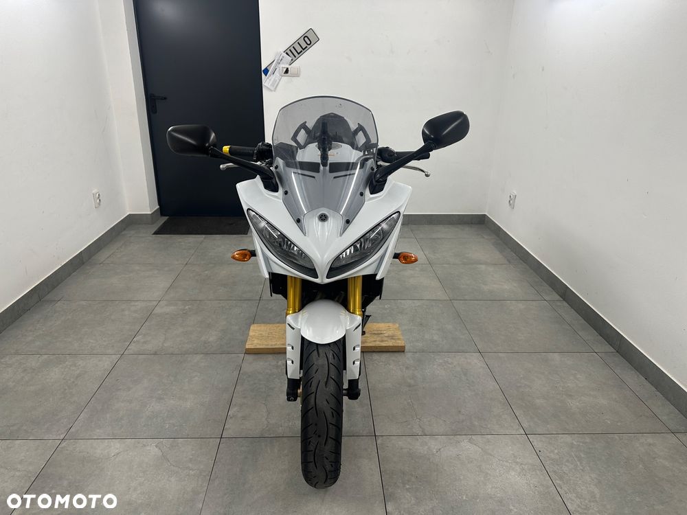 Yamaha FZ8 - 6
