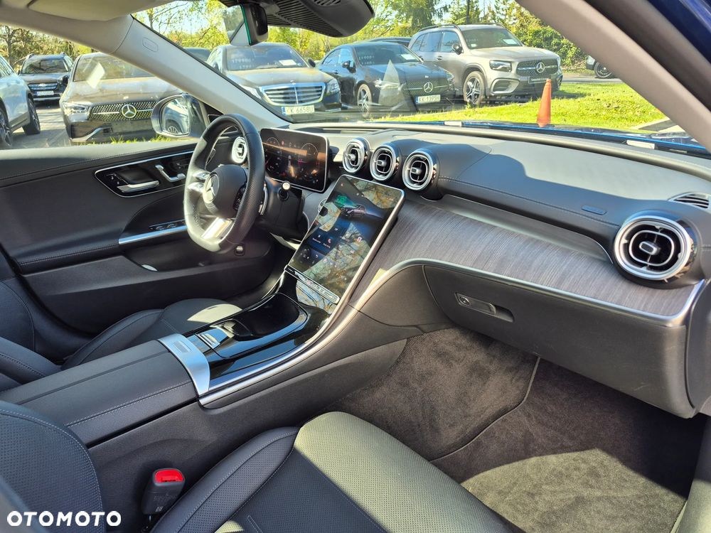 Mercedes-Benz Klasa C 220 d mHEV 4-Matic AMG - 39