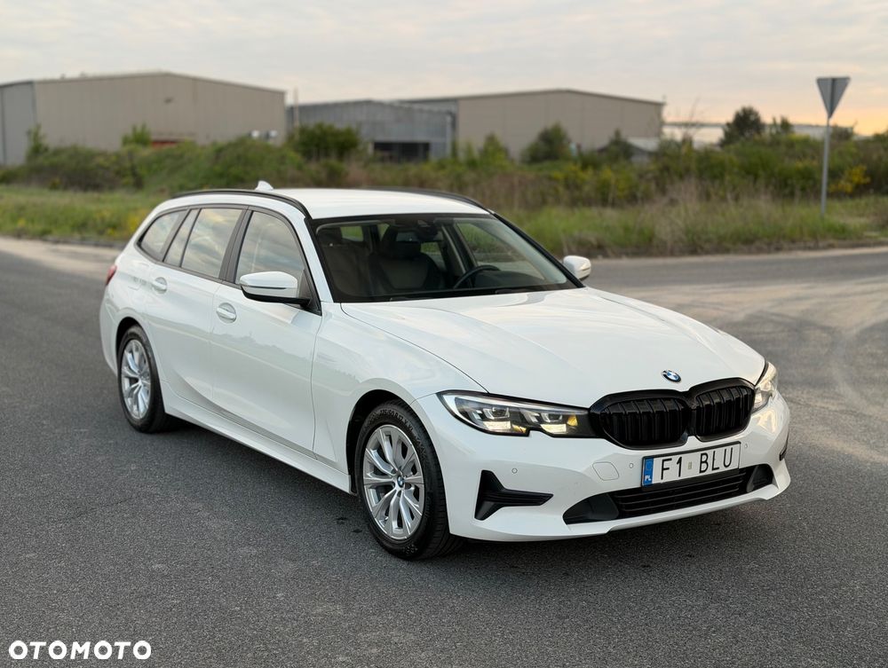 BMW Seria 3 320d MHEV Sport Line - 3