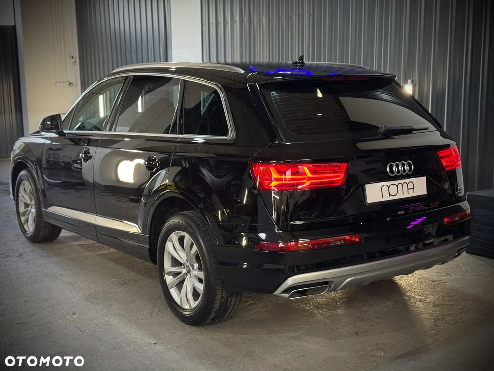 Audi Q7 - 4