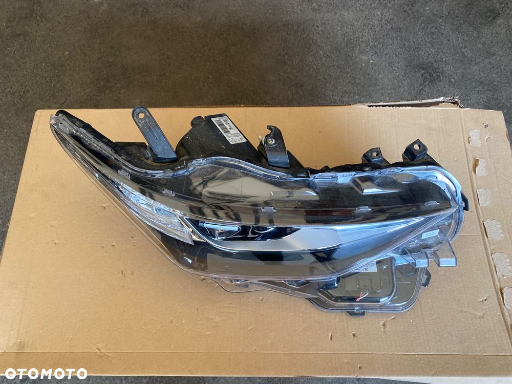 TOYOTA AURIS 2 II lift E18 FULL LED LAMPA PRZEDNIA PRAWA REFLEKTOR PRZEDNI PRAWY PRZÓD EUROPA 81110-02K60 - 5