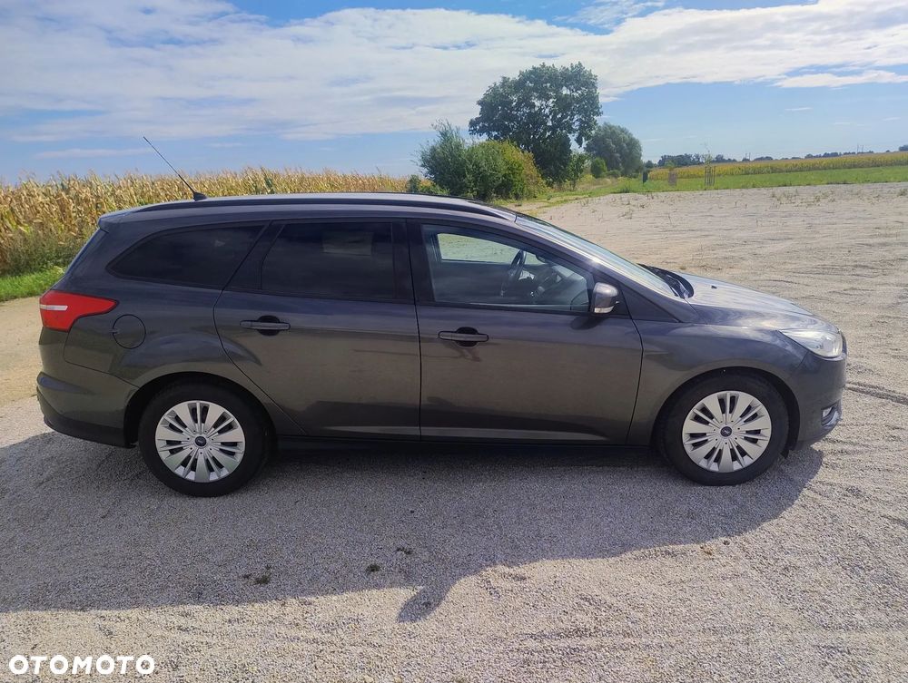 Ford Focus - 16