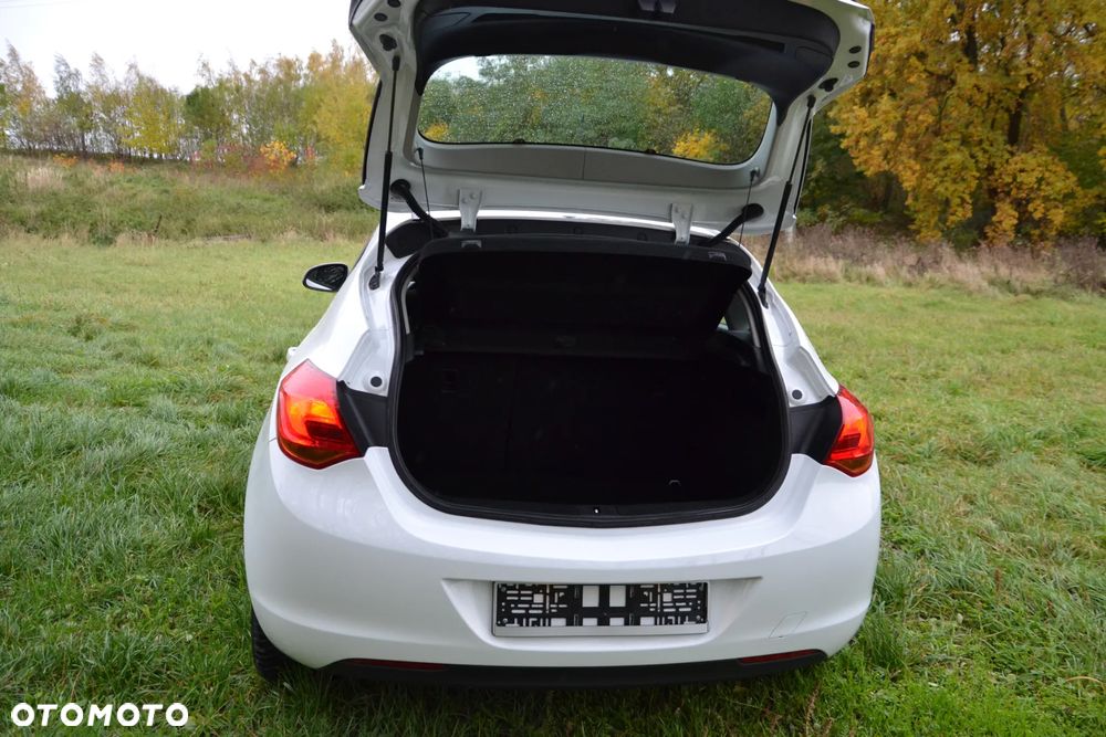 Opel Astra 1.4 EcoFLEX Design Edition - 13