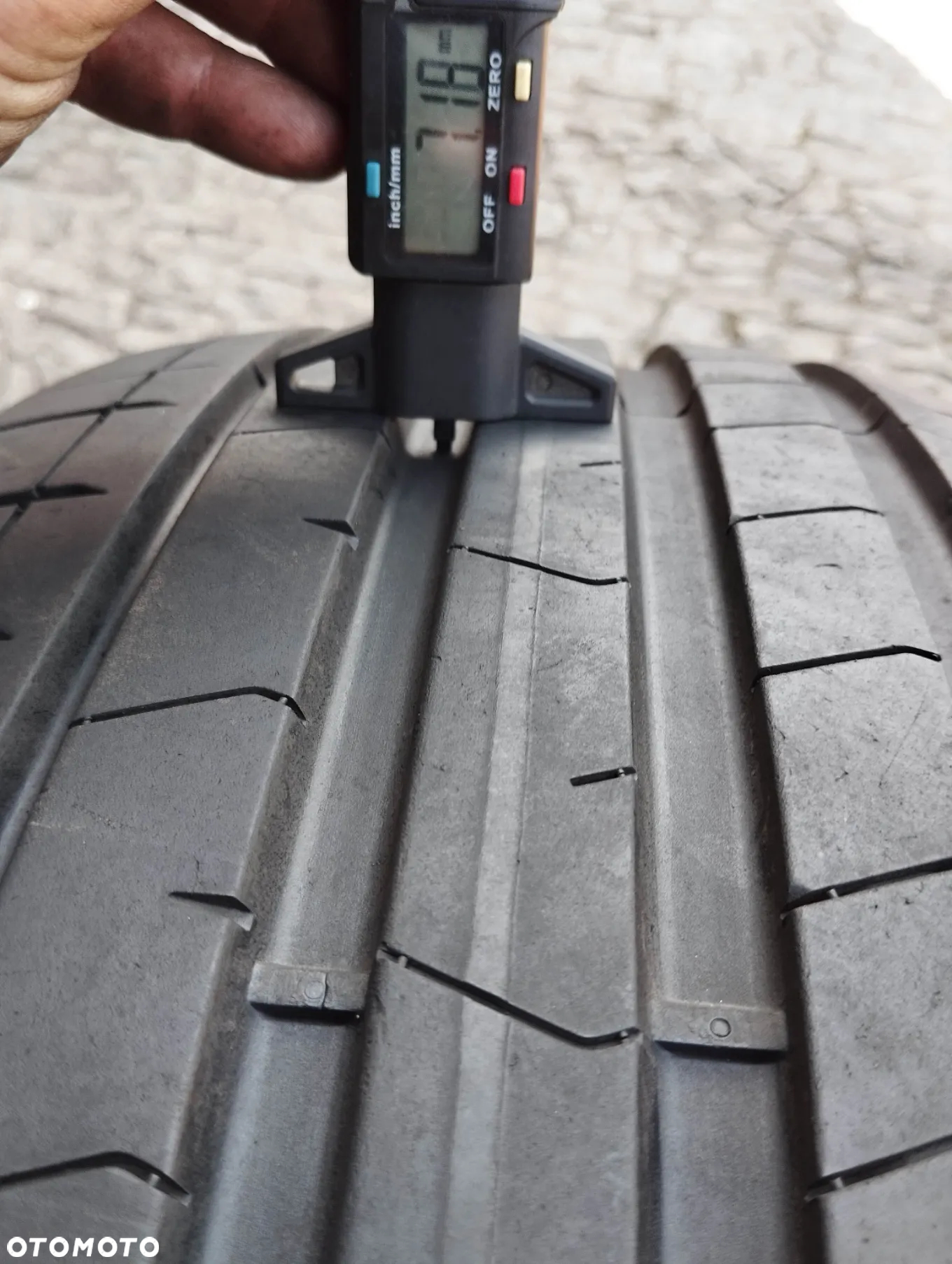 PIRELLI P ZERO PZ4 255 40 21 2023 PNCS - 2