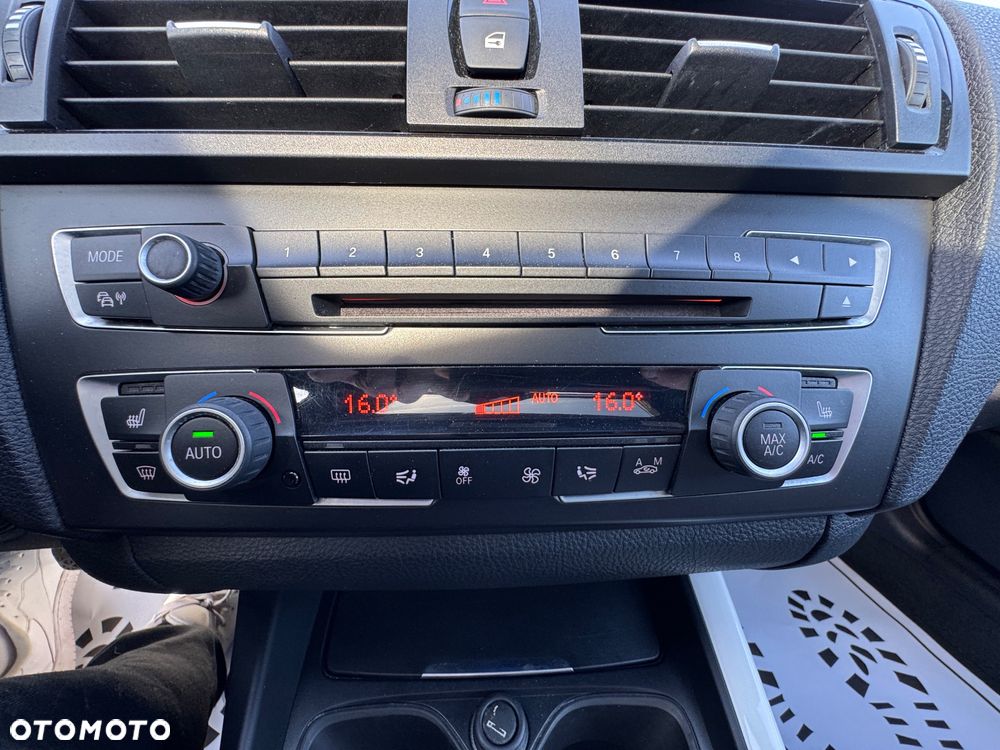 BMW Seria 1 118i Urban Line - 24