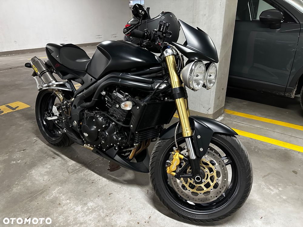 Triumph Speed Triple - 1