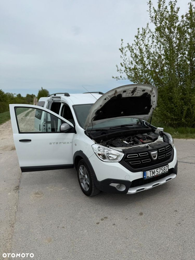 Dacia Dokker SCe 100 Stepway - 29