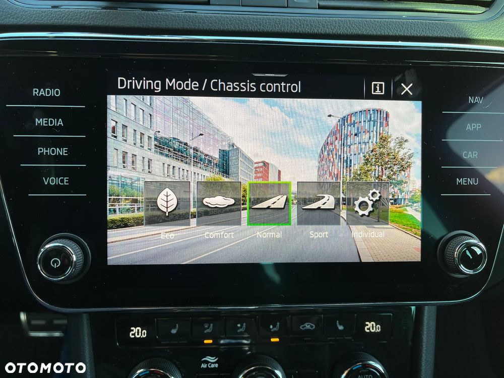 Skoda Superb III Kombi 19 - 17