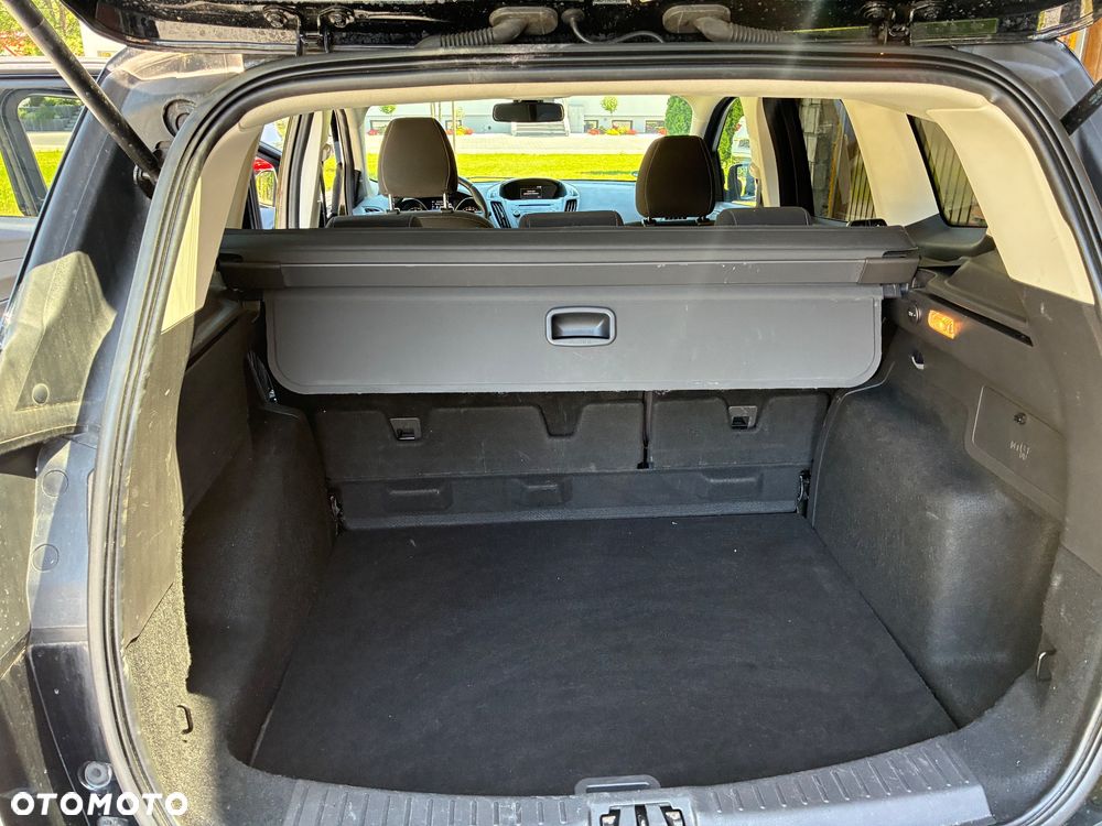 Ford Kuga - 15