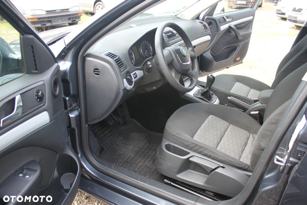 Skoda Octavia - 11