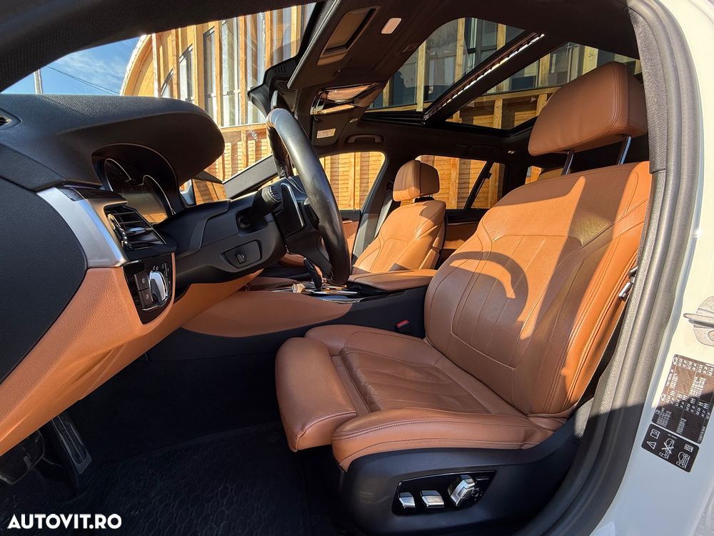 BMW Seria 5 530d xDrive AT - 16