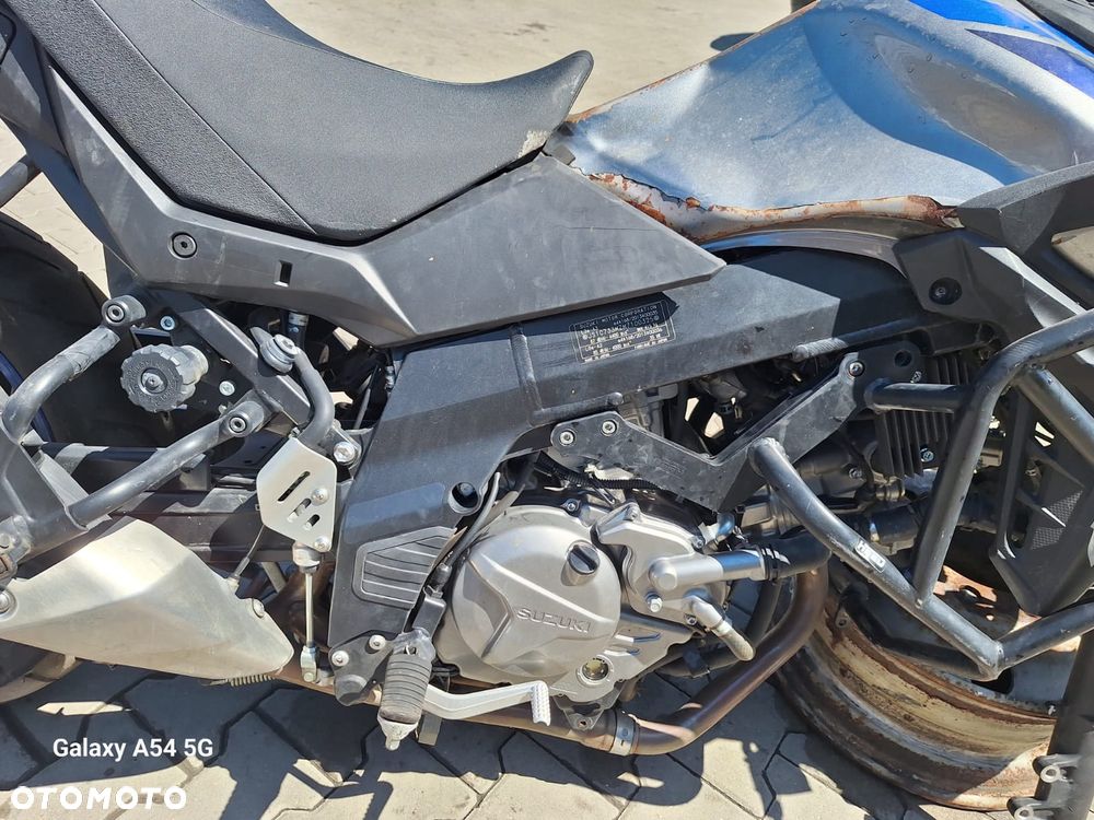 Suzuki V-STROM - 5