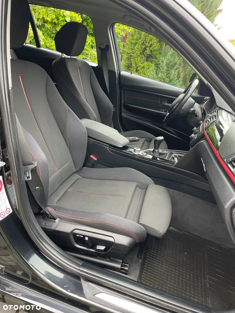 BMW Seria 3 318d Sport Line - 9