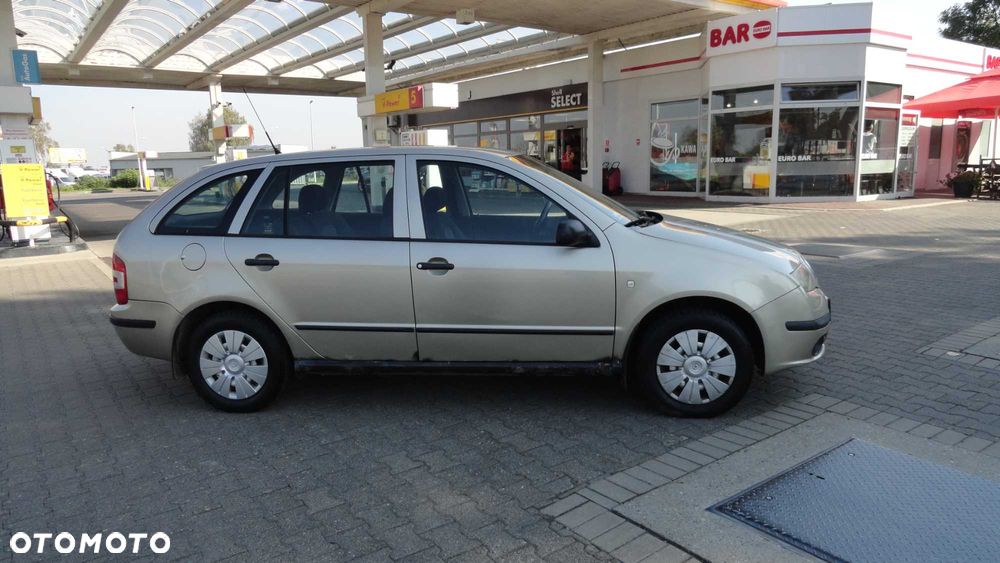 Skoda Fabia - 3