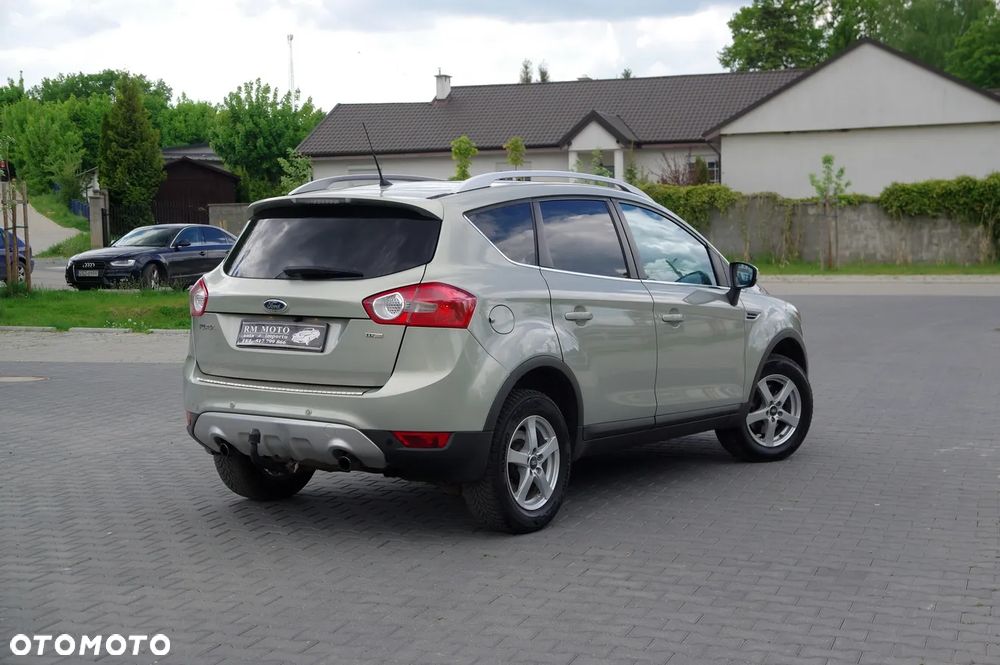 Ford Kuga 2.0 TDCi 2x4 Titanium - 2