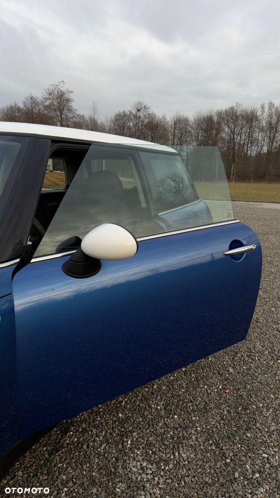 MINI Cooper Sidewalk - 24