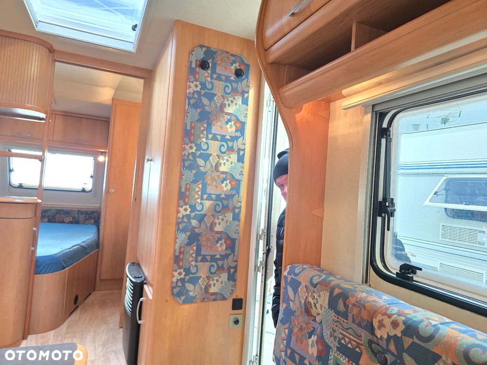 Hobby 495 UFE namiot prysznic WC przyczepa kempingowa DOSTAWA - 28