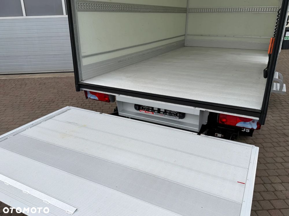 MAN TGE 5.180 Bliźniaki Izoterma Winda - 9