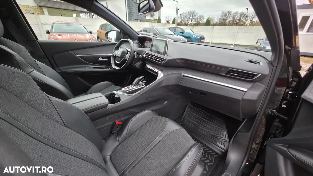 Peugeot 3008 1.2 PureTech Turbo S&S EAT6 GT-Line - 19