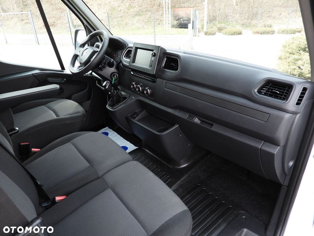 Renault MASTER FURGON BRYGADÓWKA 7 MIEJSC TEMPOMAT NAWIGACJA LEDY KLIMATYZACJA  180KM - 37
