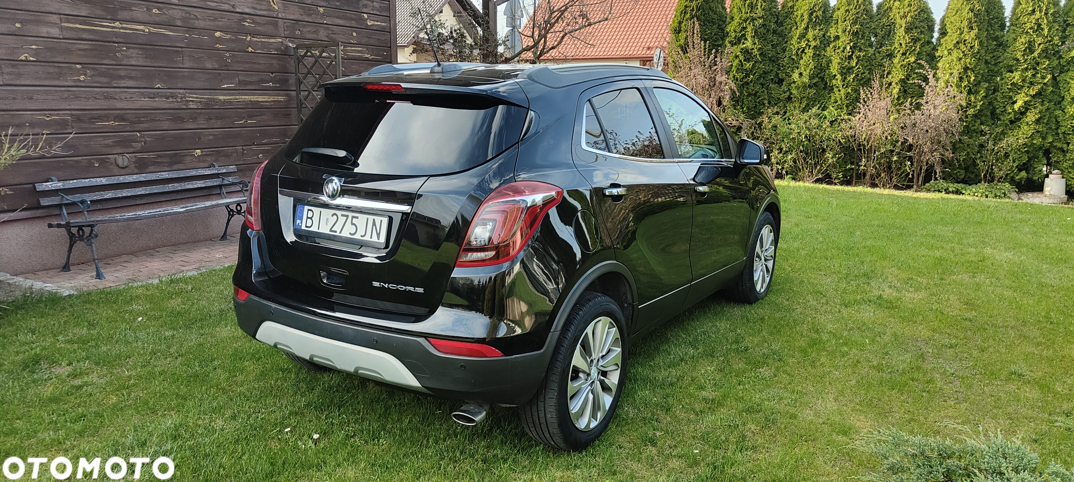 Buick Encore - 3