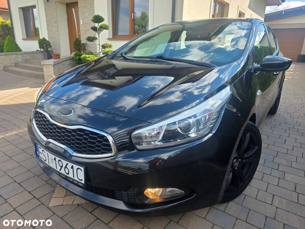 Kia Ceed - 4