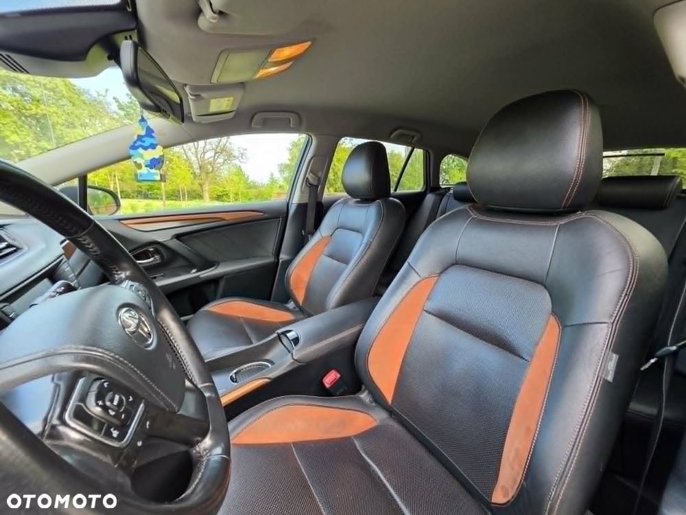 Toyota Avensis 1.8 Prestige MS - 15
