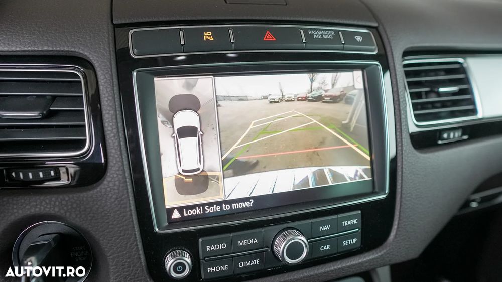 Volkswagen Touareg 3.0 V6 TDI BMT - 17